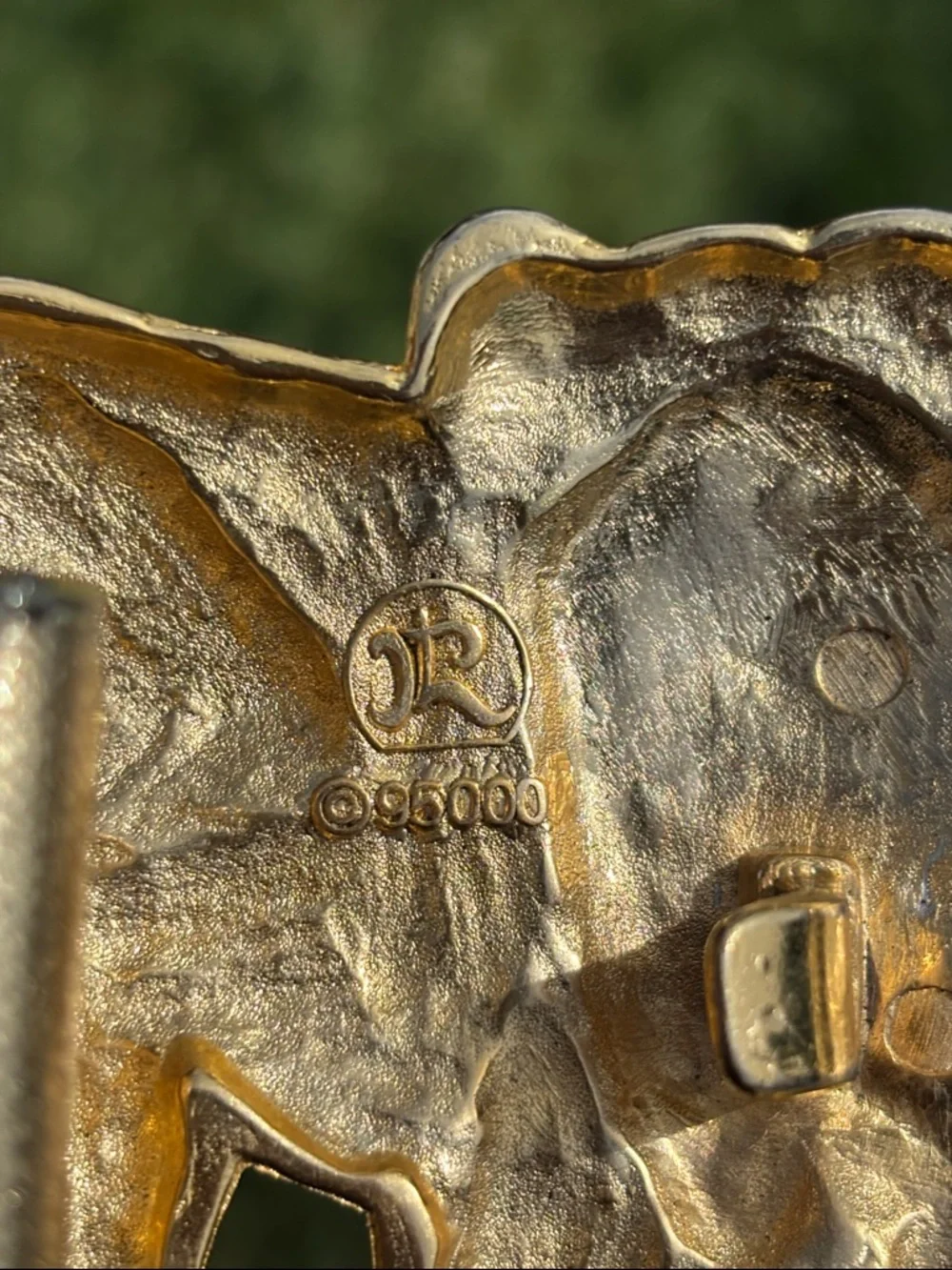 Vintage Gold Elephant Buckle Belt - Picture 3 of 13